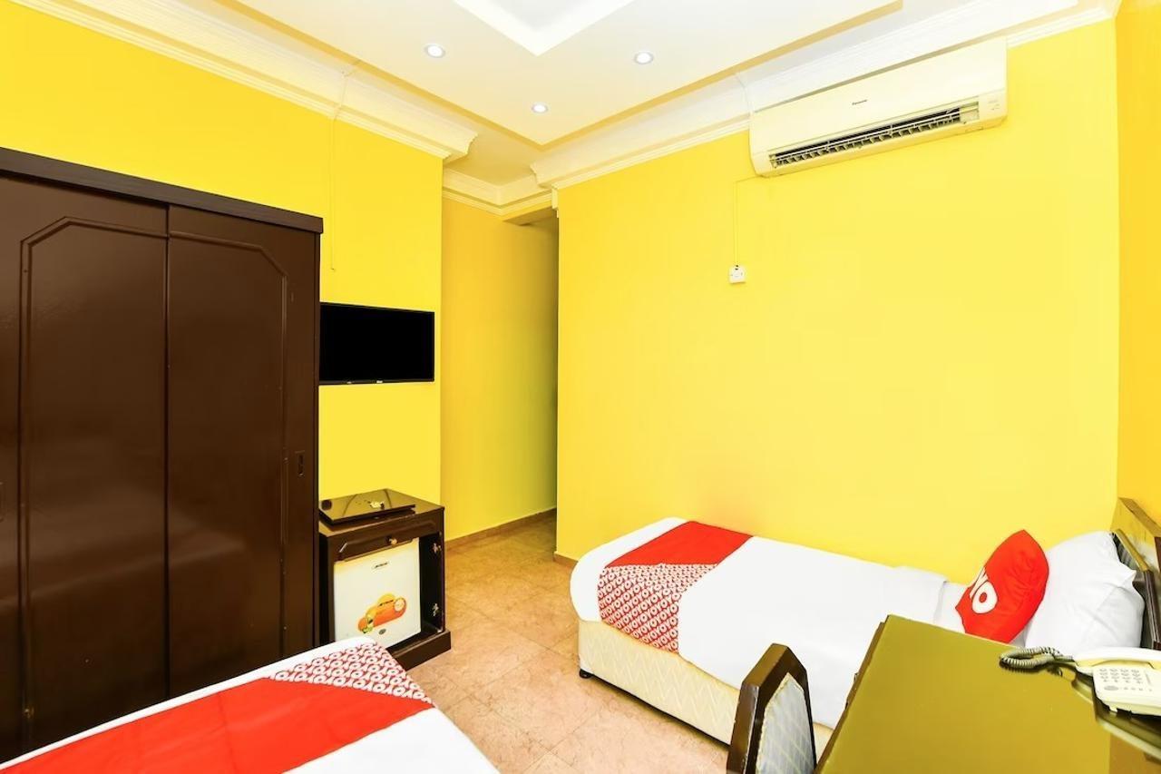 Marina Hotel Mutrah Exterior foto