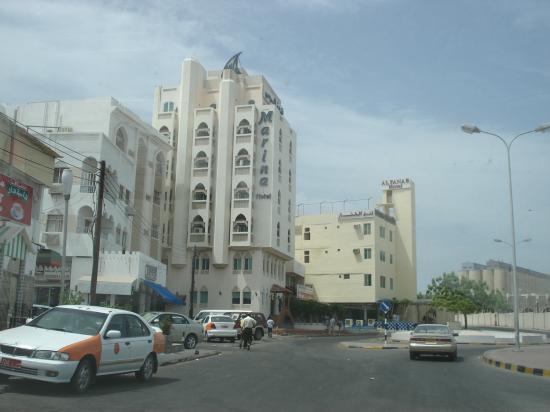 Marina Hotel Mutrah Exterior foto